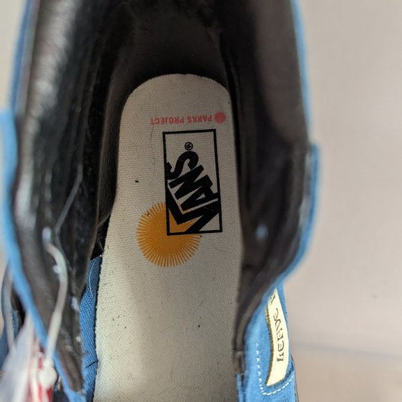 LAST CHANCE! LEAVING 9/30! Vans in Moroccan Blue (Retired) - Picture 4 of 5